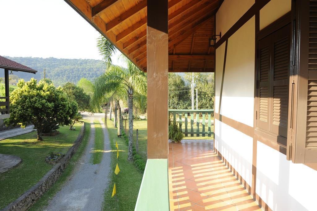 Pousada Bauernhof Hotel Nova Petropolis Exterior photo